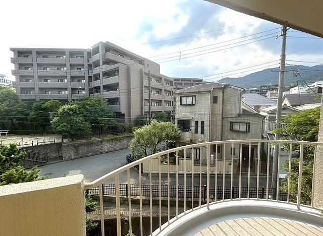 芦屋市朝日ケ丘町の賃貸マンションの展望