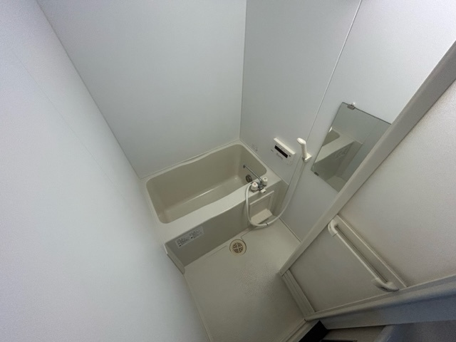 神戸市中央区北長狭通４丁目の賃貸マンションの浴室