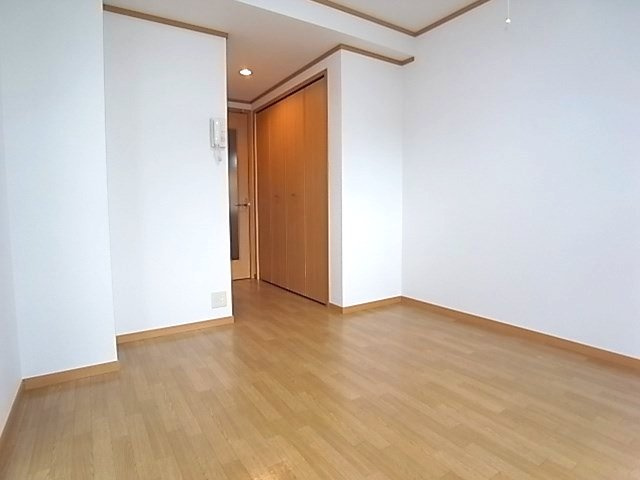神戸市中央区国香通６丁目の賃貸マンションの居間・リビング