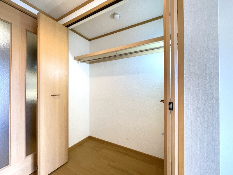 神戸市中央区国香通６丁目の賃貸マンションの収納