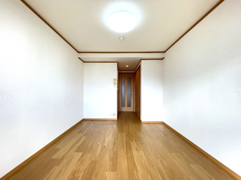 神戸市中央区国香通６丁目の賃貸マンションの居間・リビング