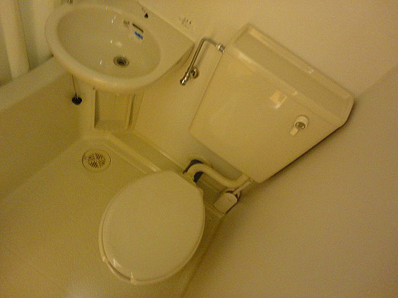 クローバーハイツ三宮のトイレ