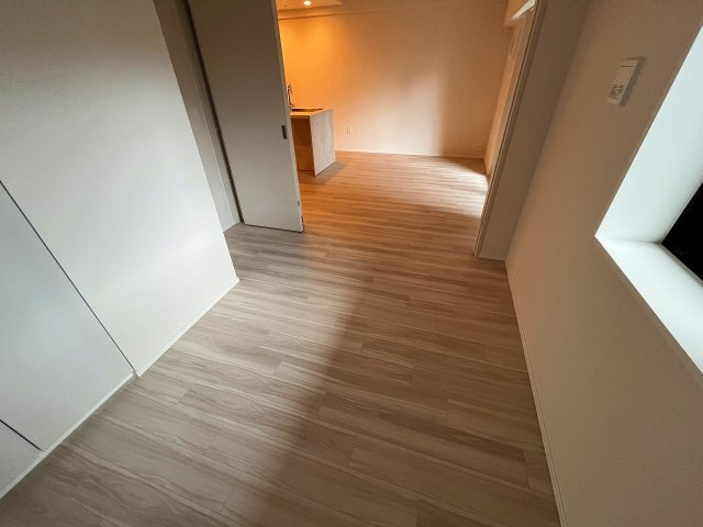 神戸市中央区中山手通２丁目の賃貸マンションの居間・リビング
