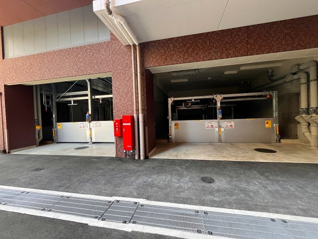 神戸市中央区中山手通２丁目の賃貸マンションの駐車場