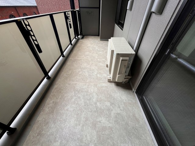 神戸市中央区中山手通２丁目の賃貸マンションのバルコニー