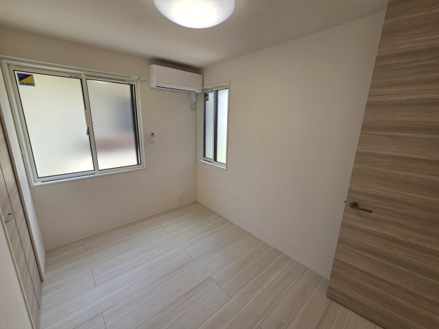 西宮市神呪町のアパートの居間・リビング