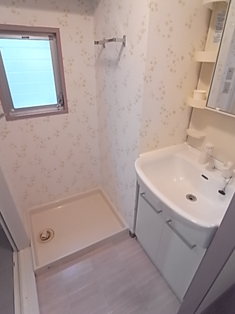芦屋市川西町の賃貸マンションの洗面所