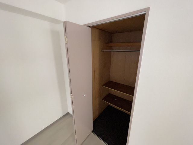芦屋市川西町の賃貸マンションの収納
