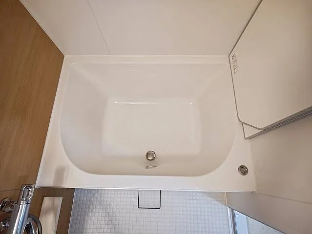 神戸市灘区岩屋中町４丁目の賃貸マンションの浴室