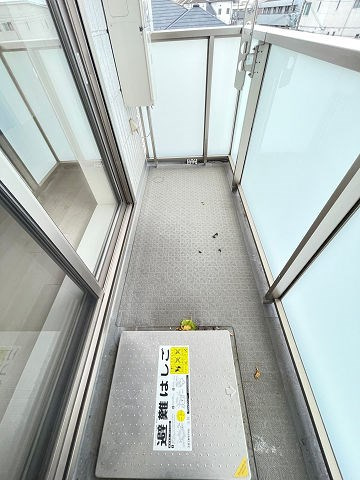 西宮市甲子園浜田町の賃貸マンションのバルコニー