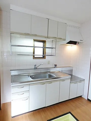 芦屋市平田町の賃貸マンションのキッチン