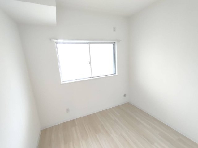 西宮市甲子園口北町の賃貸マンションの居間・リビング
