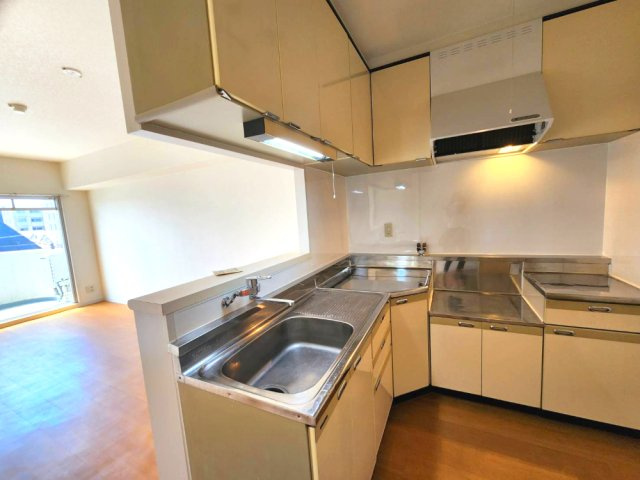 西宮市中浜町の賃貸マンションのキッチン