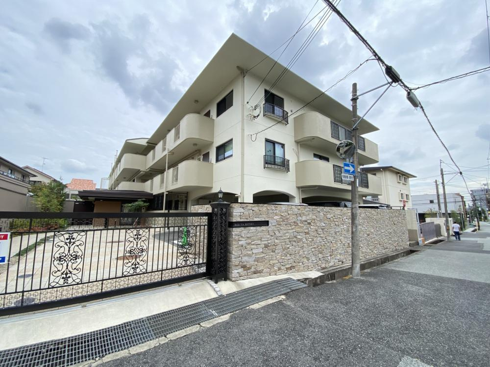 西宮市甲東園２丁目の賃貸マンション