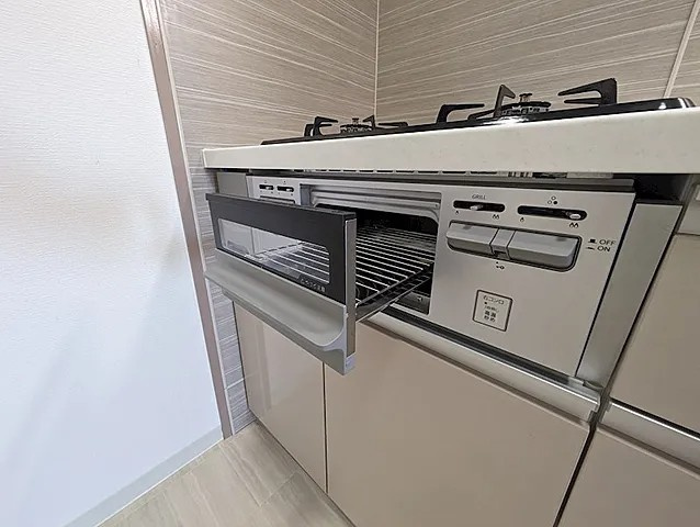 西宮市甲東園１丁目の賃貸マンションのキッチン