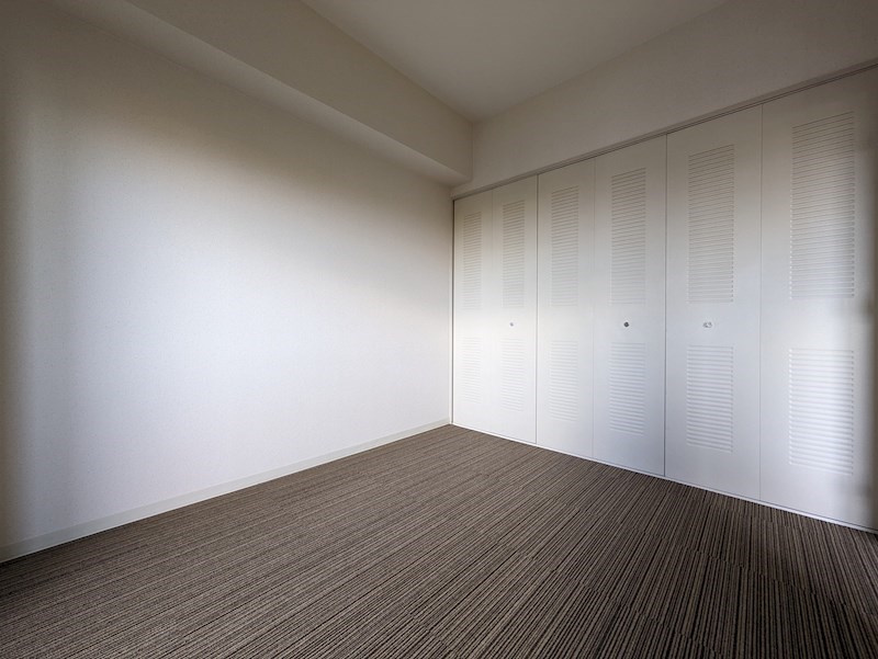 西宮市甲東園１丁目の賃貸マンションの居間・リビング