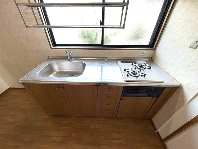 神戸市灘区篠原中町５丁目のアパートのキッチン