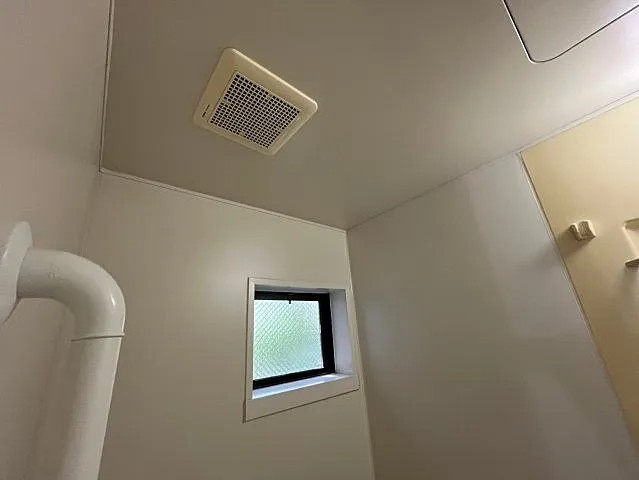 神戸市灘区篠原中町５丁目のアパートの浴室