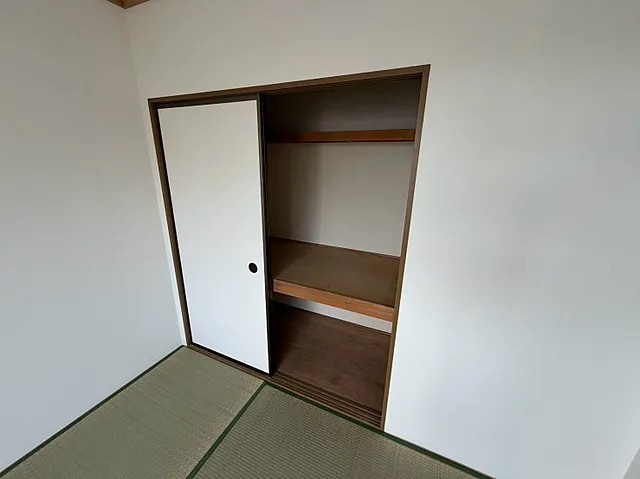 神戸市灘区篠原中町５丁目のアパートの収納