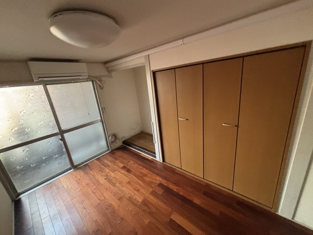 神戸市東灘区深江南町２丁目の賃貸マンションの居間・リビング