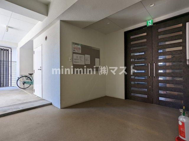 大阪市福島区吉野５丁目の賃貸マンションのロビー