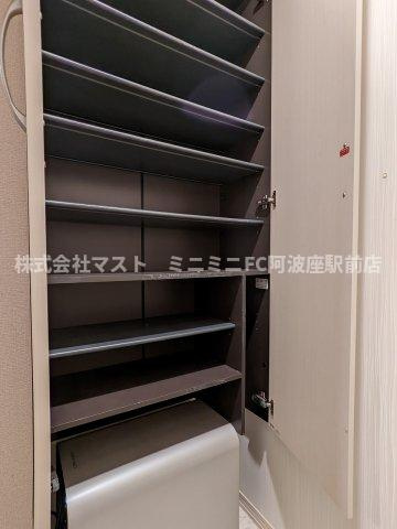 大阪市福島区吉野１丁目のアパートの収納