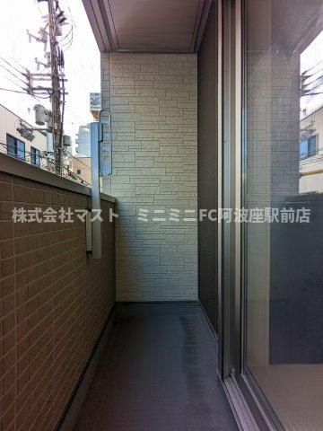 大阪市福島区吉野１丁目のアパートのバルコニー