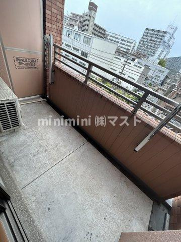 大阪市福島区大開２丁目の賃貸マンションのバルコニー