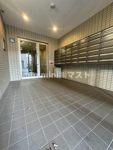 大阪市福島区鷺洲１丁目の賃貸マンションのロビー