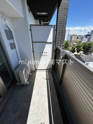 大阪市福島区吉野５丁目の賃貸マンションのバルコニー