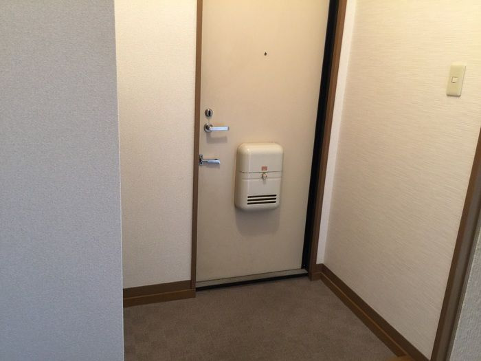 セジュール若葉 D棟の玄関|きれいな玄関です♪