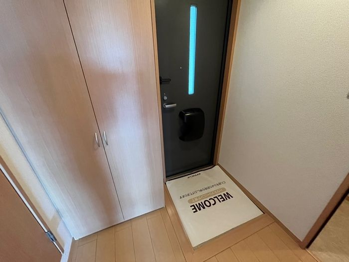 セイシェル・大山 C棟の玄関|シューズボックス付きの玄関です☆