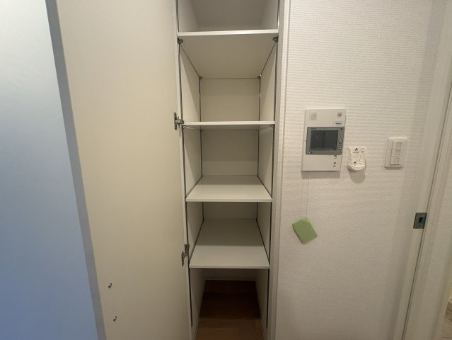 セレニテ江坂ルフレの収納