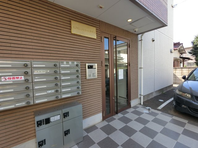 エクセレントコート津田沼のエントランス