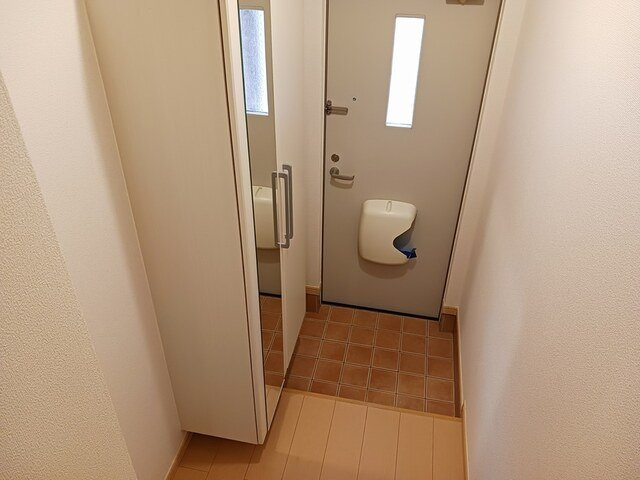 毎日通る玄関はこちらです