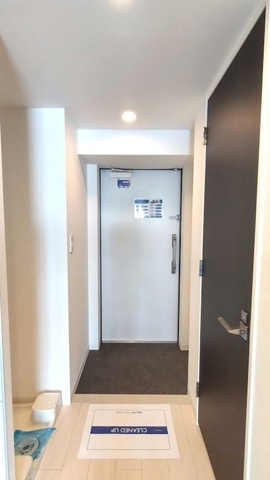 新品家具付きマンション日本橋馬喰町14A(KaGood東京)の玄関