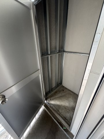 バルコニー物置