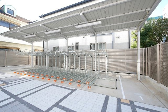ラフィスタ方南町の外観