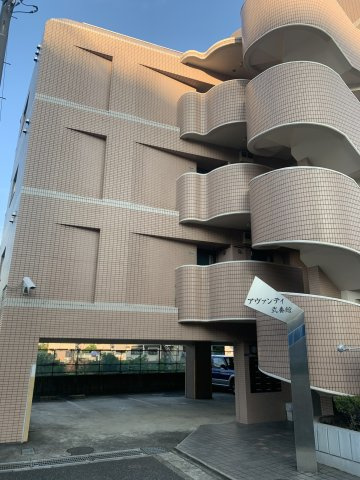 アヴァンティ弐番館の外観