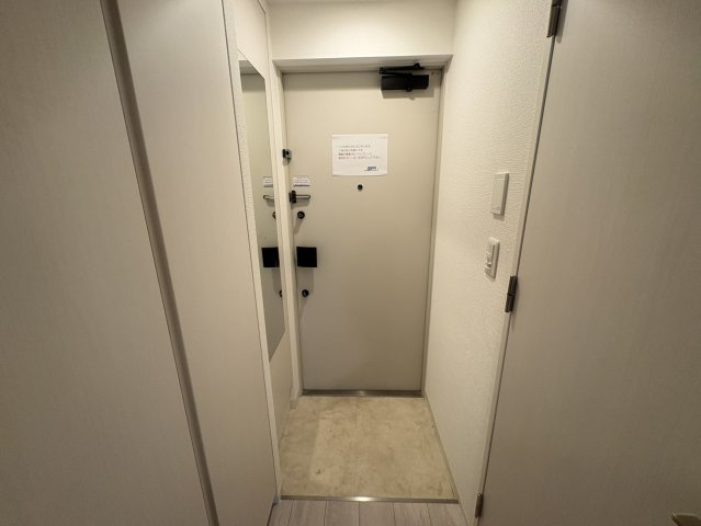 アーバネックス江坂広芝の玄関