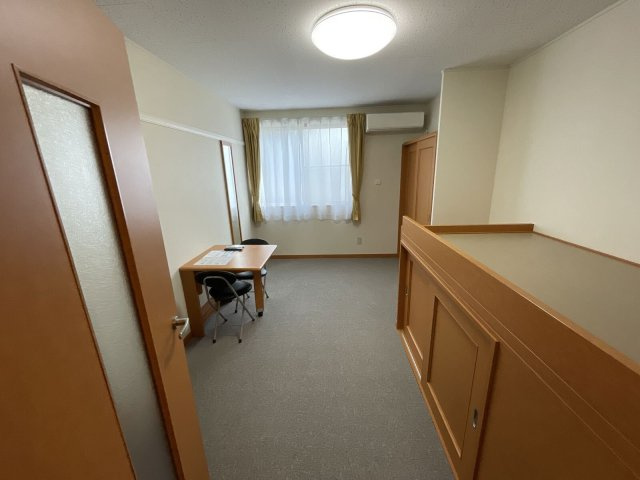 レオパレスｏｏｔｓｕｋａの居間・リビング