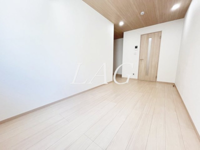【居間・リビング】 | メゾンヴェルテ | 洋室のお部屋です。