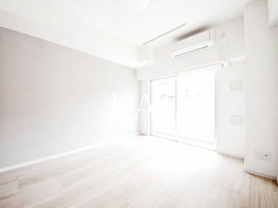 【居間・リビング】 | ＡＺＥＳＴお花茶屋 | 洋室のお部屋です。