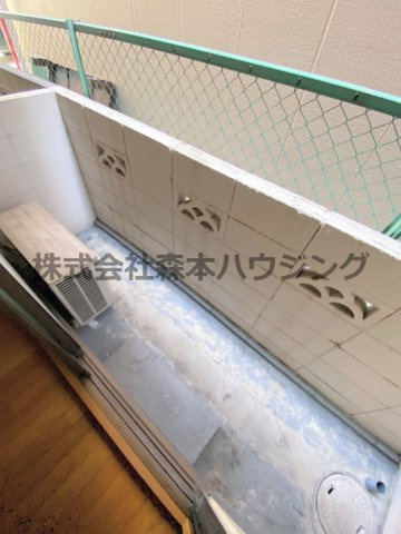 【バルコニー】 | 　カトレアハイツ門真 | 落ち着いた時間を過ごせるバルコニーです
