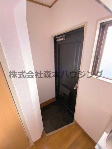 【玄関】 | 　カトレアハイツ門真 | シンプルで使いやすい玄関です