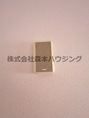 【セキュリティ】 | 　カトレアハイツ門真 | 玄関チャイムです