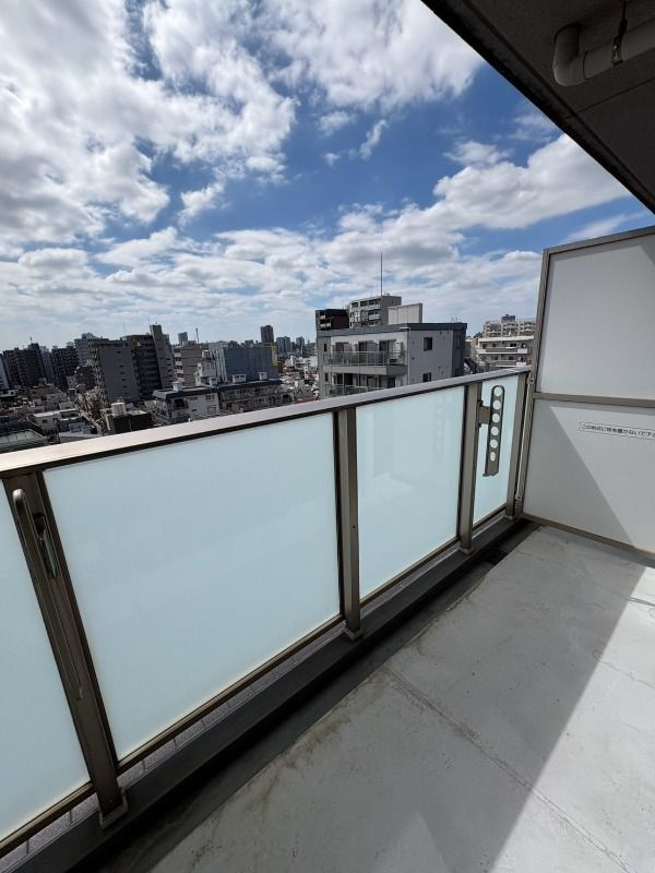 カーサヴェント南千住のバルコニー