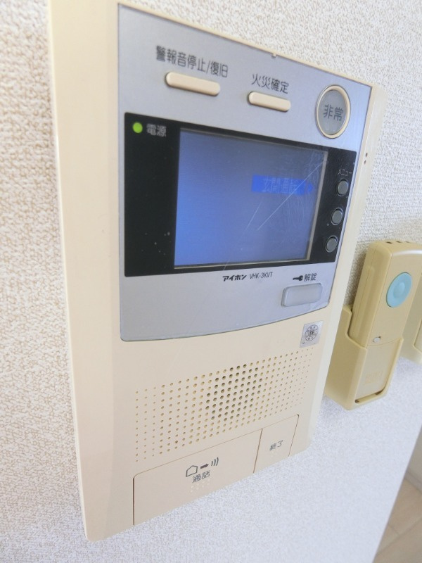 カーサヴェント南千住のセキュリティ|モニター付きインターホン