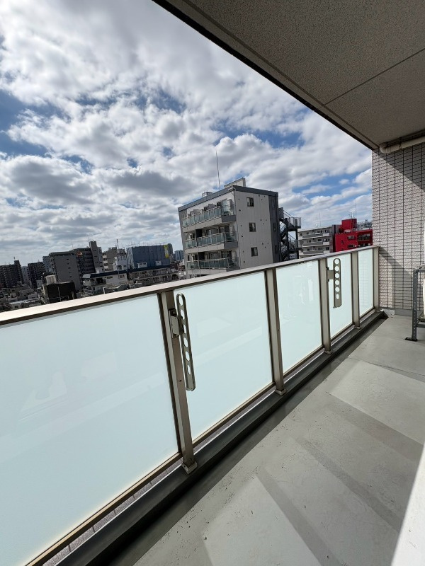 カーサヴェント南千住のバルコニー