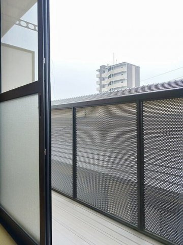 ハーモニーハウスのバルコニー|バルコニーからの眺めを楽しみながら食事をしませんか
